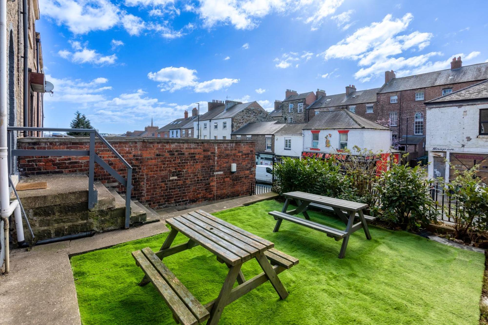 Newcastle City Centre Super Spacious Town House Free Parking And Wi-Fi Bagian luar foto